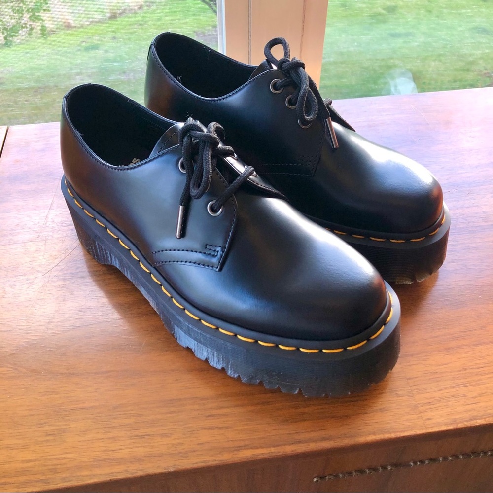 ✨SOLD✨ DR. MARTENS 1461 SMOOTH LEATHER PLATFORM